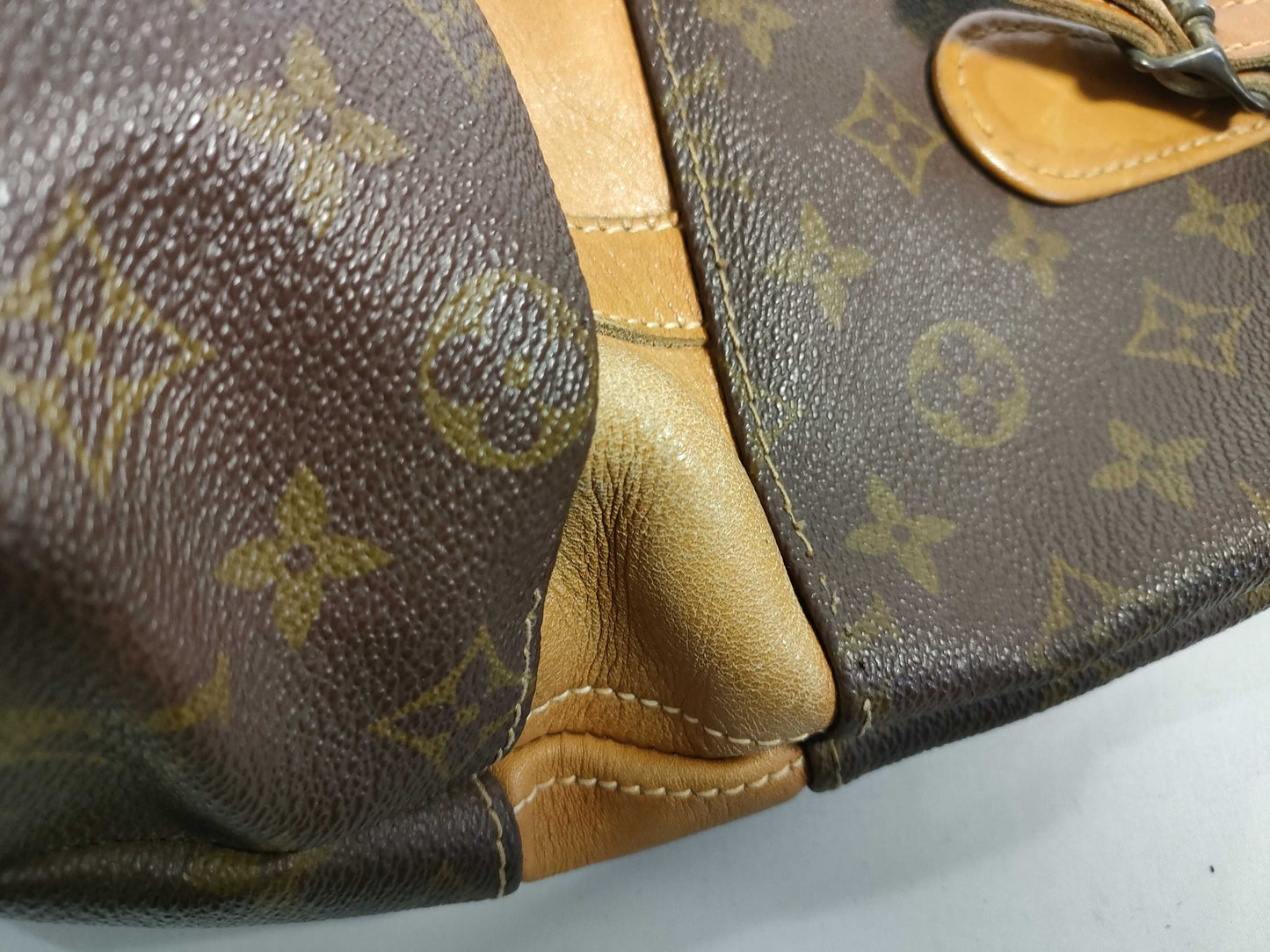 LOUIS VUITTON RFID verification not possible, serial number verification not possible, Monogram LOUIS VUITTON Monogram USA Exclusive Bucket Handbag