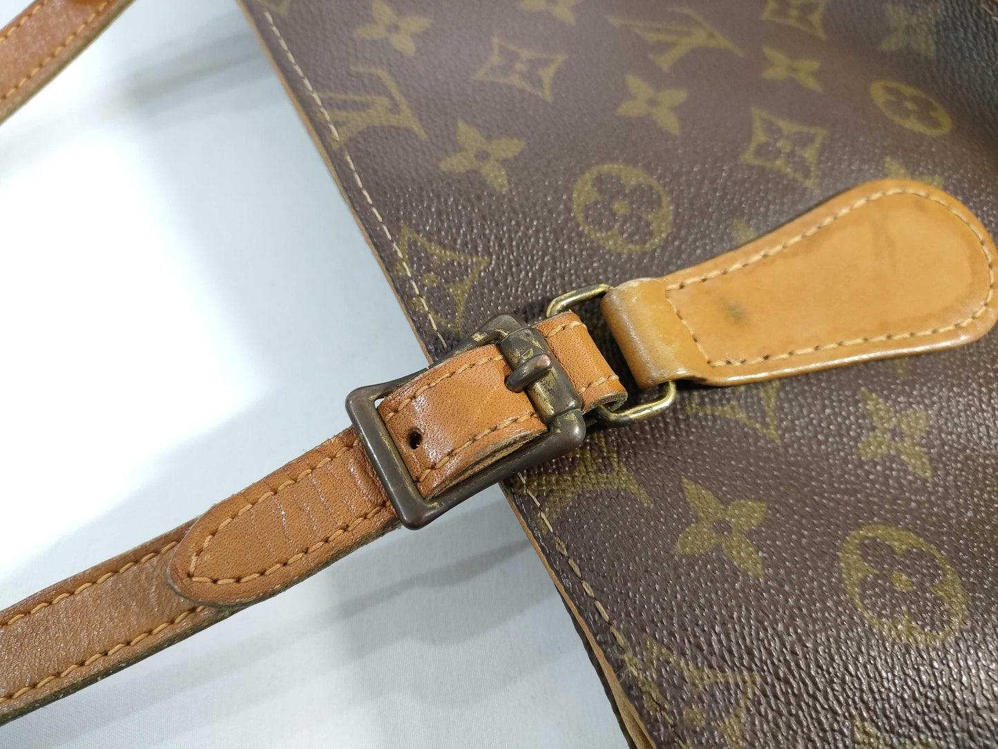 LOUIS VUITTON RFID verification not possible, serial number verification not possible, Monogram LOUIS VUITTON Monogram USA Exclusive Bucket Handbag