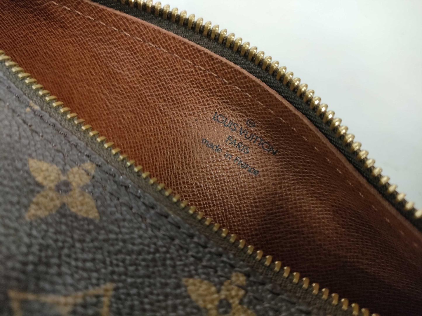 LOUIS VUITTON RFID verification failed SP0073 Monogram VUITTON M51385 Monogram M51385 Papillon 30? SA0035 Handbag