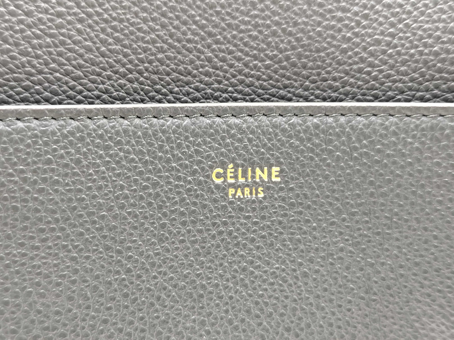CELINE Sangle Bucket Shoulder Bag