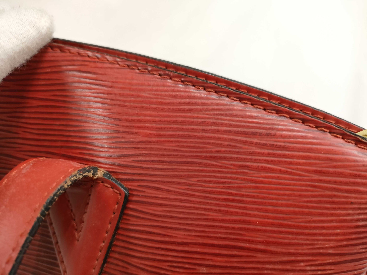 LOUIS VUITTON A 21914 Epi Leather LV Epi Saint-Jacques Handbag