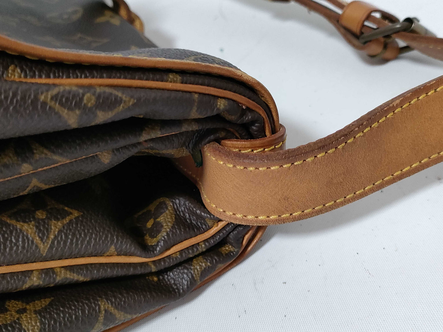 LOUIS VUITTON Monogram LV Mono Saumur 893FC Shoulder Bag