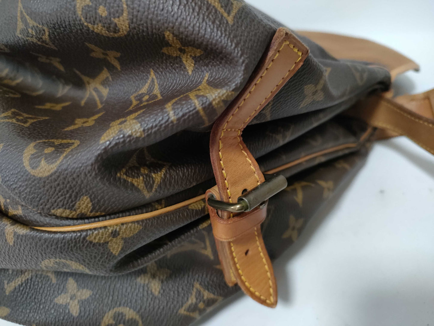 LOUIS VUITTON Monogram LV Mono Saumur 893FC Shoulder Bag