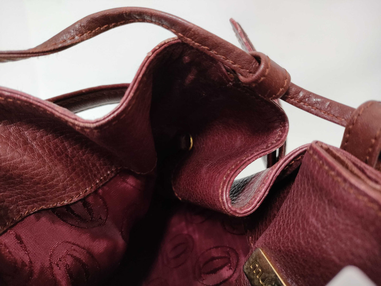 Cartier Must Cartier Bordeaux Must Shoulder Bag