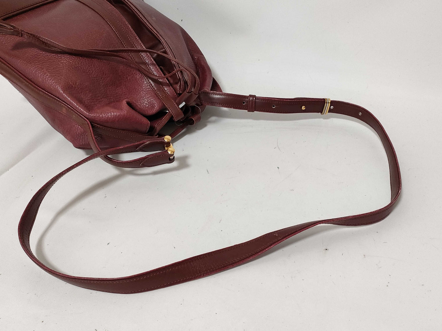 Cartier Must Cartier Bordeaux Must Shoulder Bag