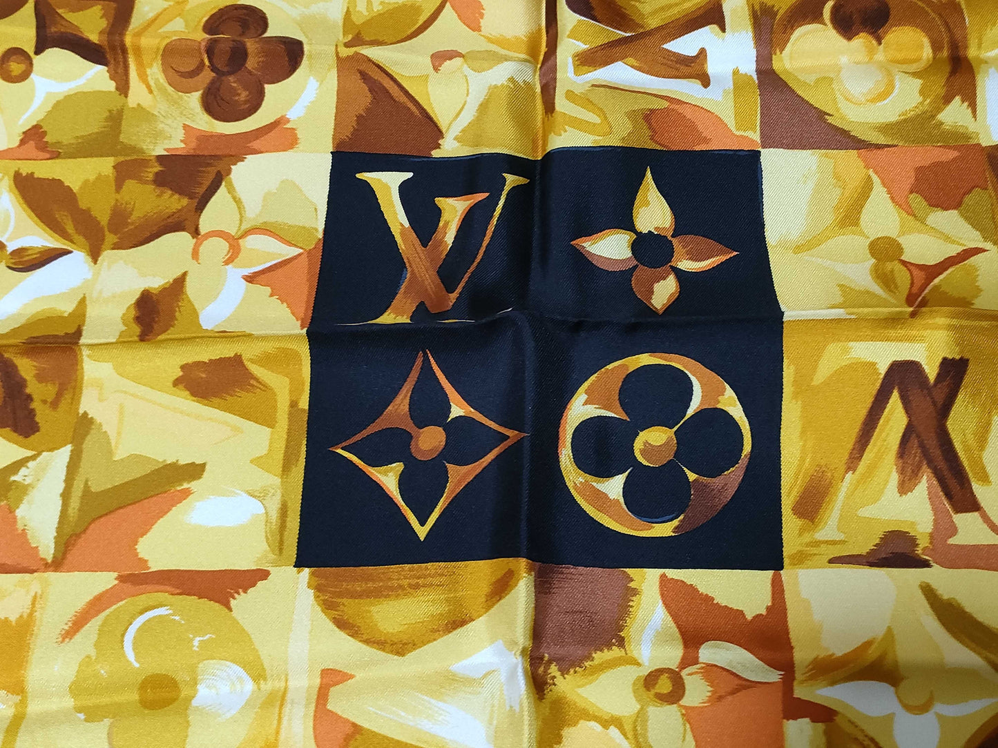 LOUIS VUITTON LV Scarf Scarf