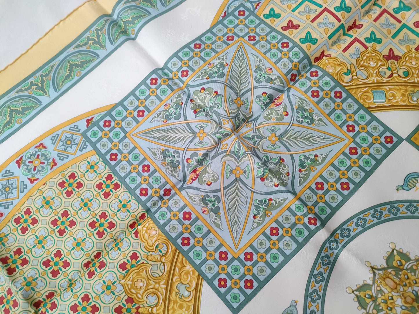 HERMES Carre Hermes Scarf Other Accessories