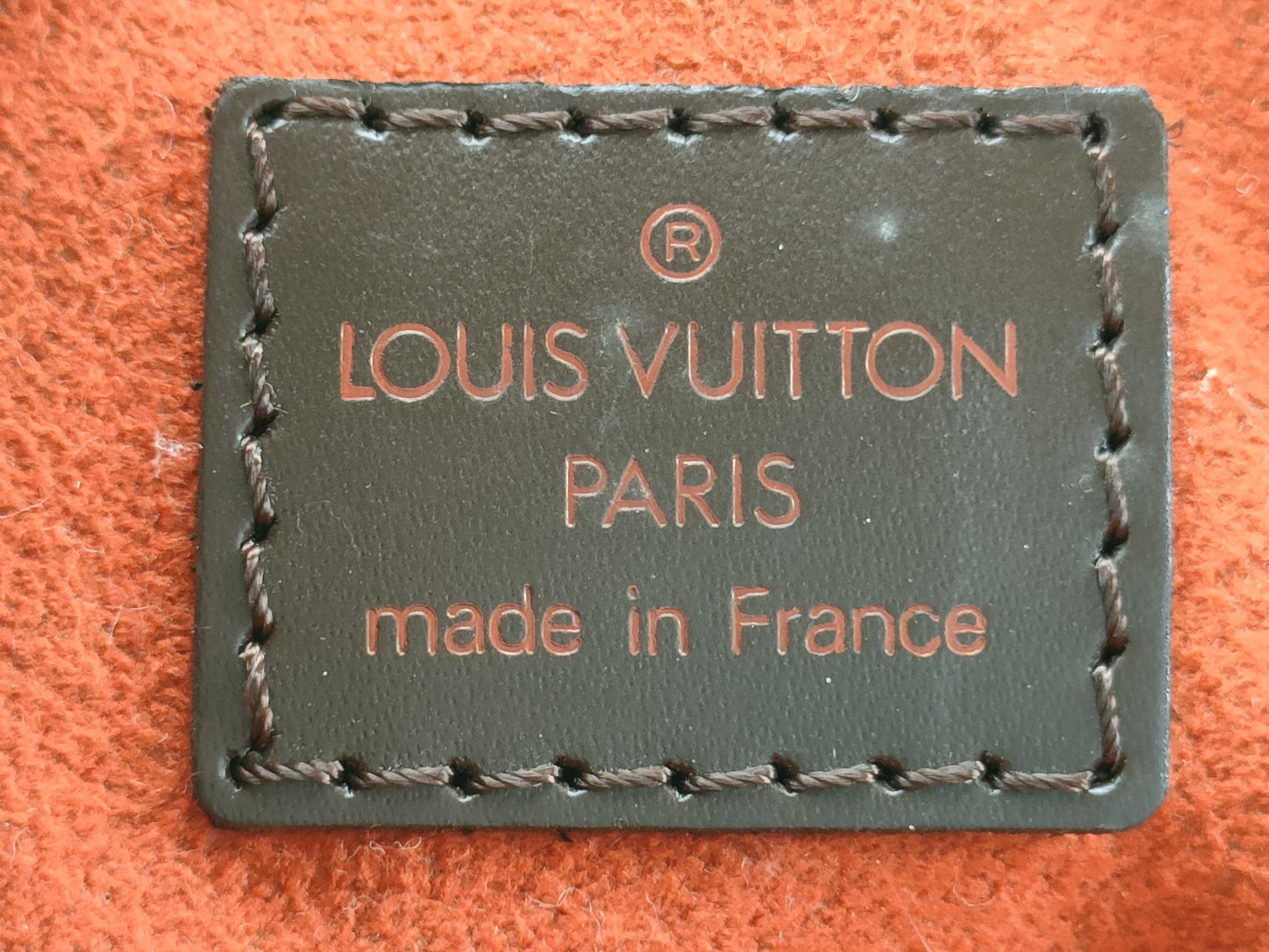 LOUIS VUITTON RFID Unverifiable Serial Number Unverifiable Damier LV Shoulder Bag