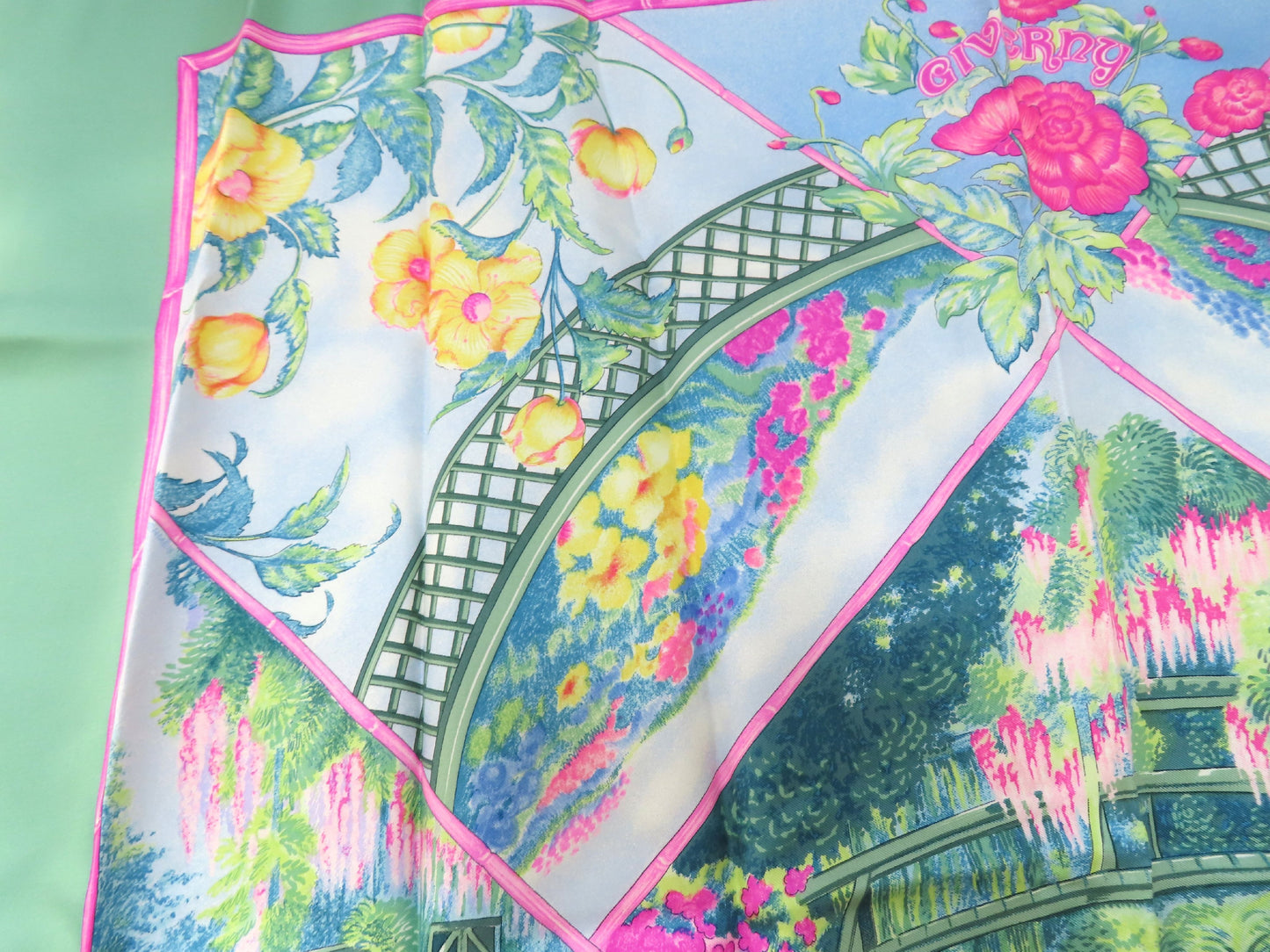 HERMES Scarf Scarf