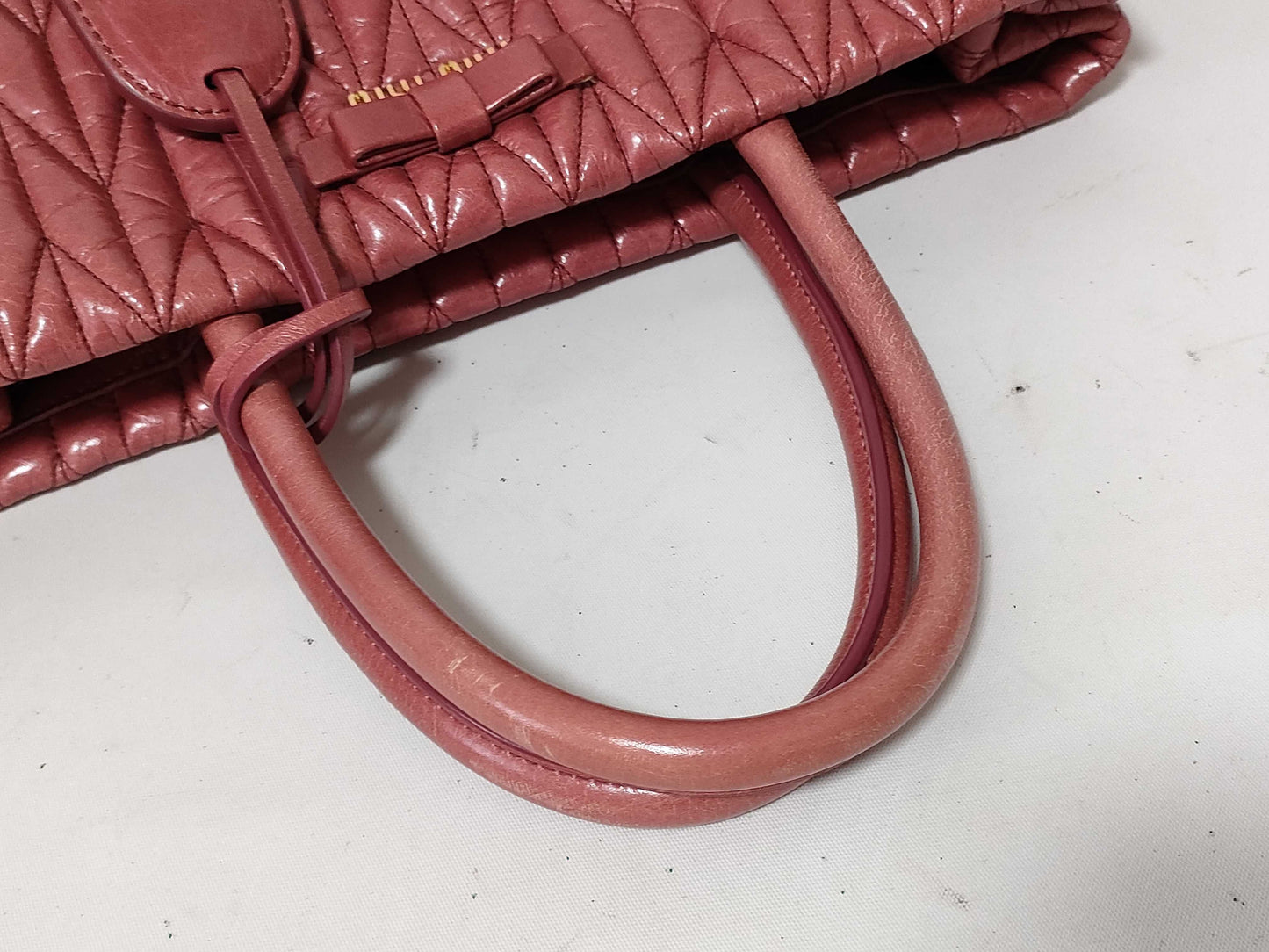 Miu Miu 2-way shoulder bag with Matelasse logo and leather handbag