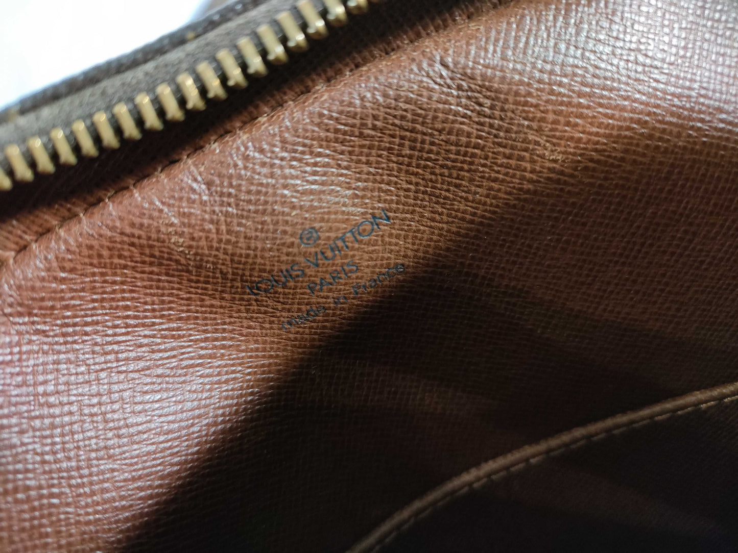 LOUIS VUITTON RFID verification failed. SL0052 Monogram Louis Vuitton Danube Shoulder Bag.
