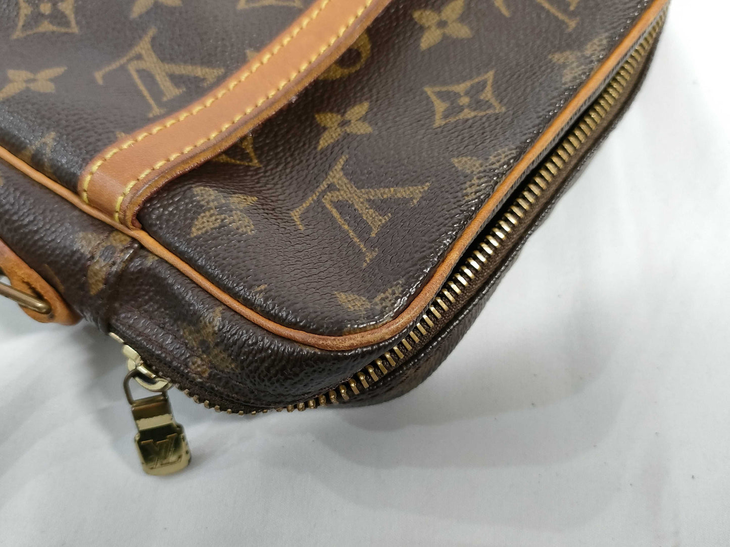 LOUIS VUITTON RFID verification failed. SL0052 Monogram Louis Vuitton Danube Shoulder Bag.