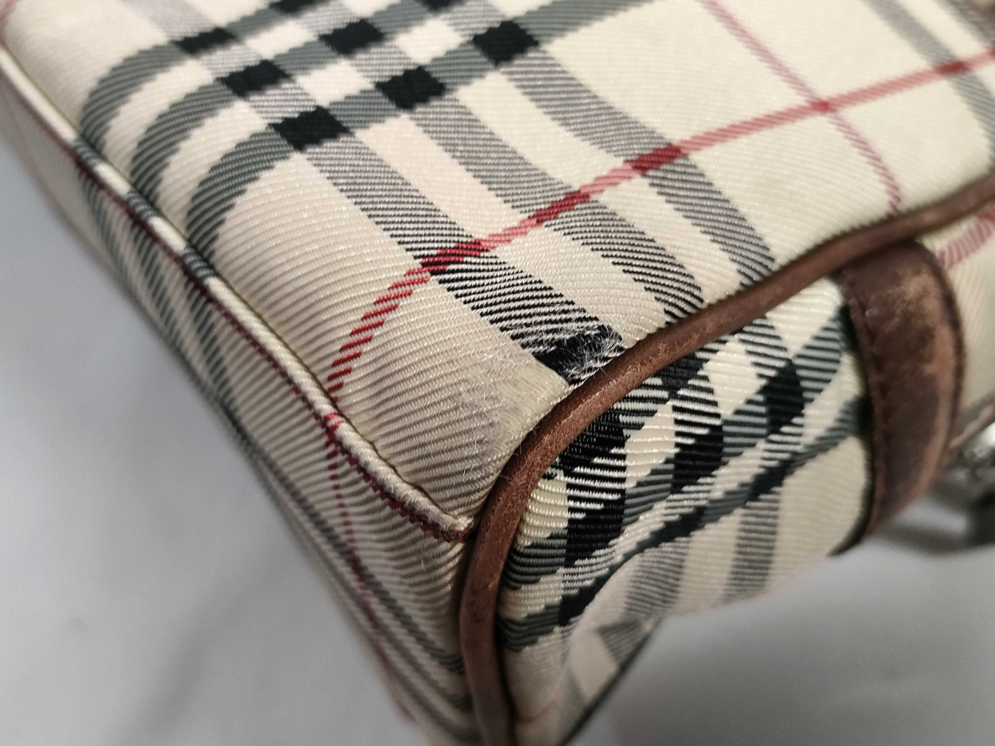 BURBERRY Nova Check Bag Handbag