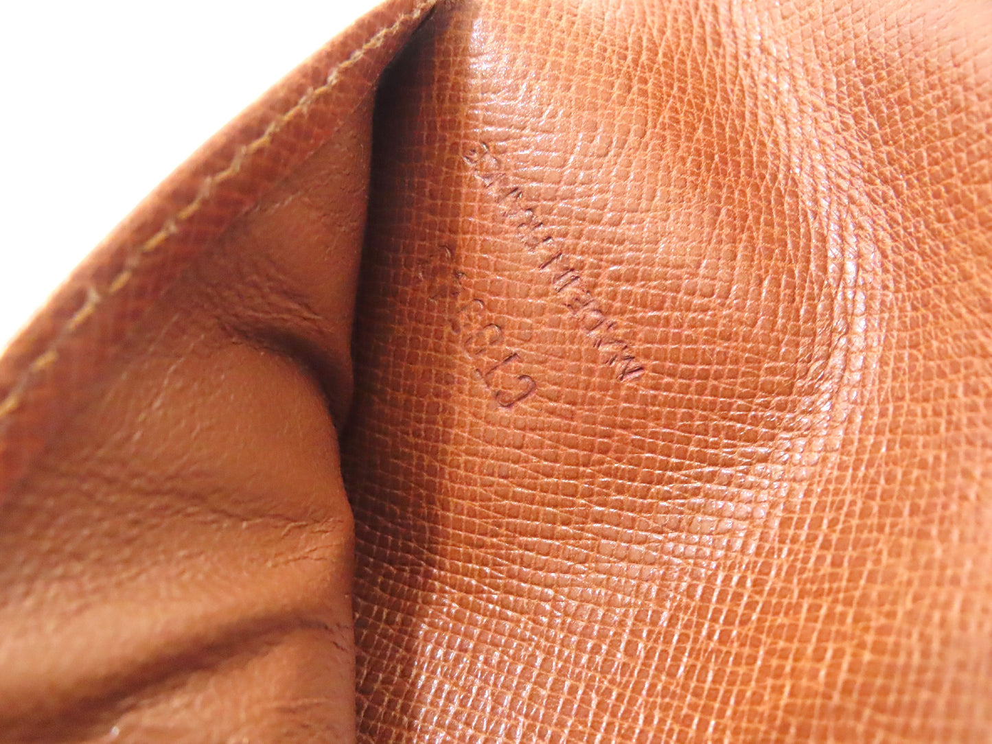 LOUIS VUITTON Monogram Louis Vuitton Monogram Porte Carte Credit Wallet