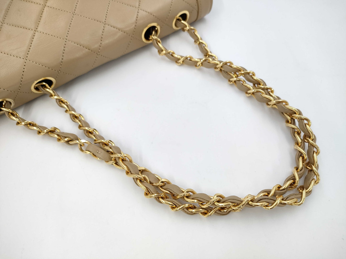 CHANEL Matelasse 25 Lambskin Shoulder Bag