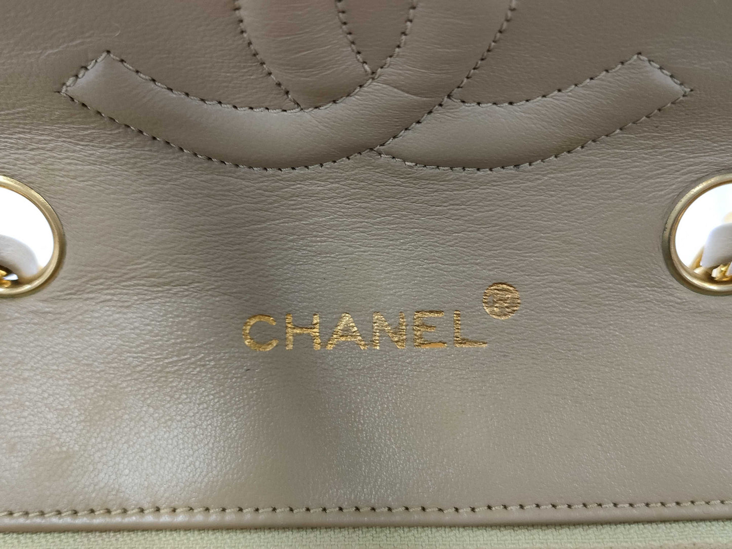 CHANEL Matelasse 25 Lambskin Shoulder Bag