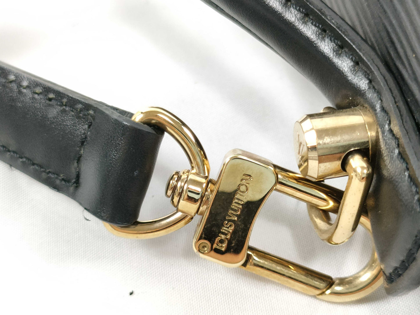 LOUIS VUITTON SR 1918 RFID Unverifiable Epi Leather LOUIS VUITTON Monceau M52122 Handbag