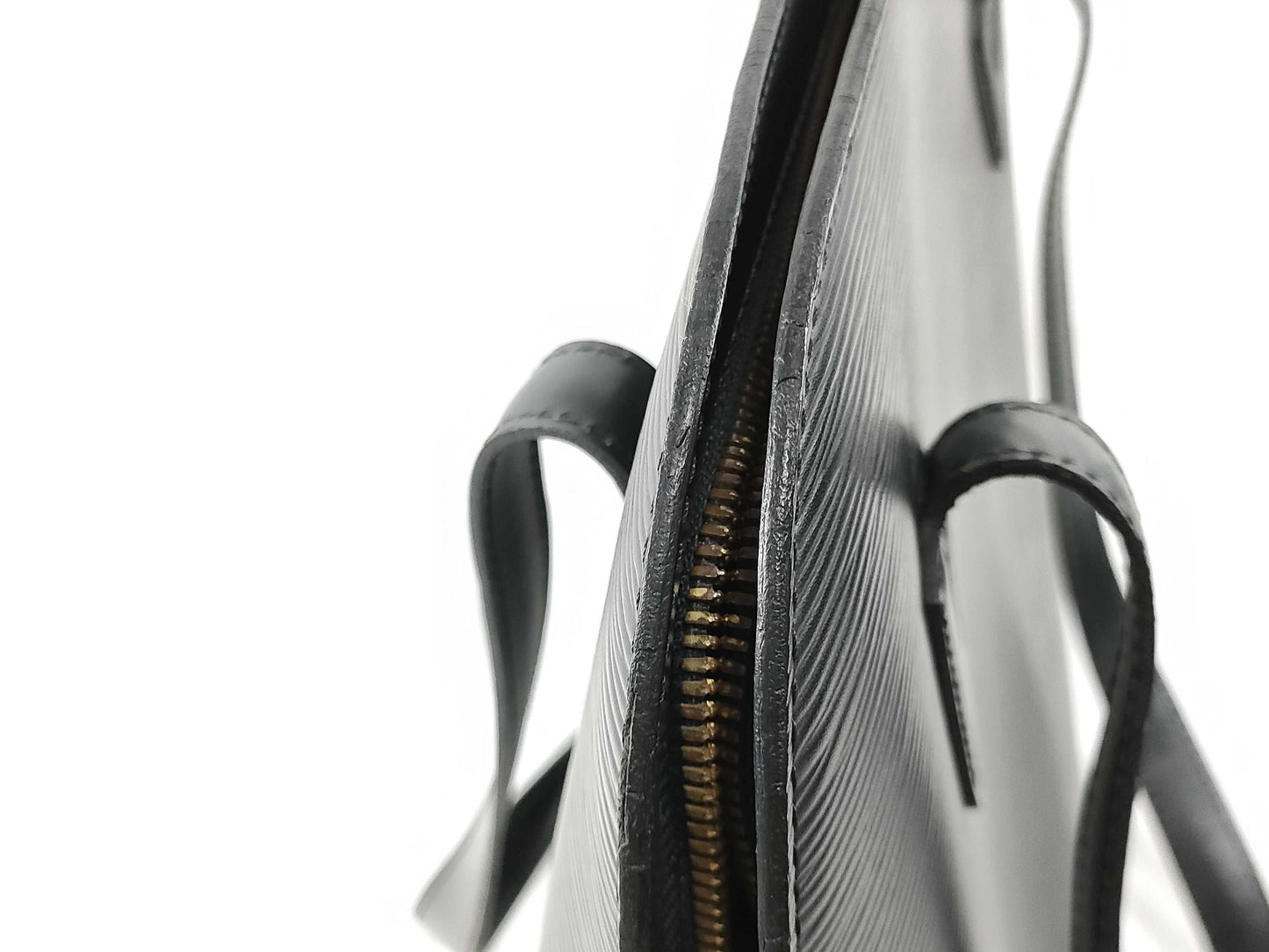 LOUIS VUITTON RFID Unverifiable Serial Number Unverifiable Epi Louis Vuitton Epi Noir Lussack M52282 Handbag