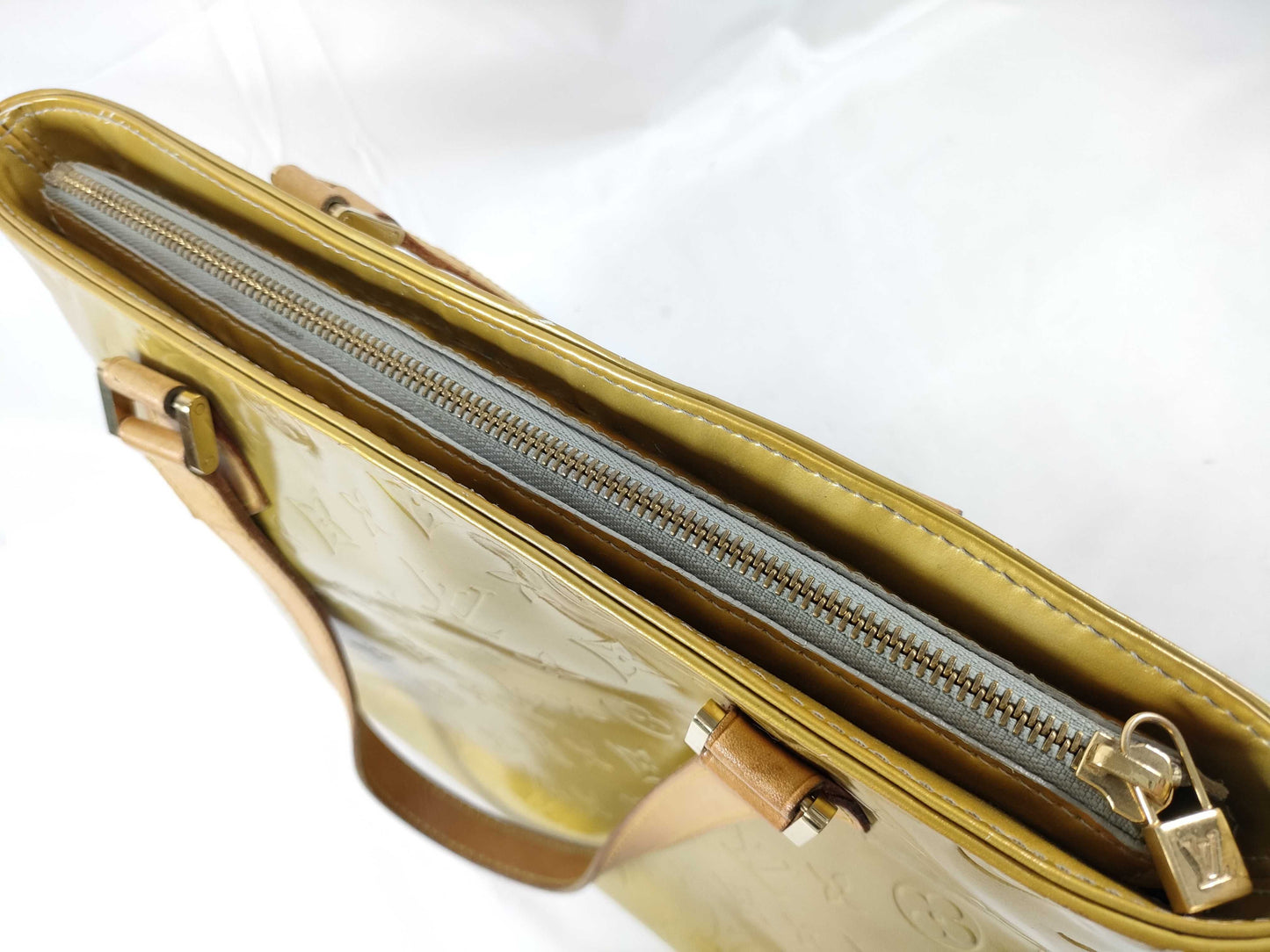 LOUIS VUITTON TH 0939 RFID Unverified Vernis Louis Vuitton Houston M91055 Tote Bag