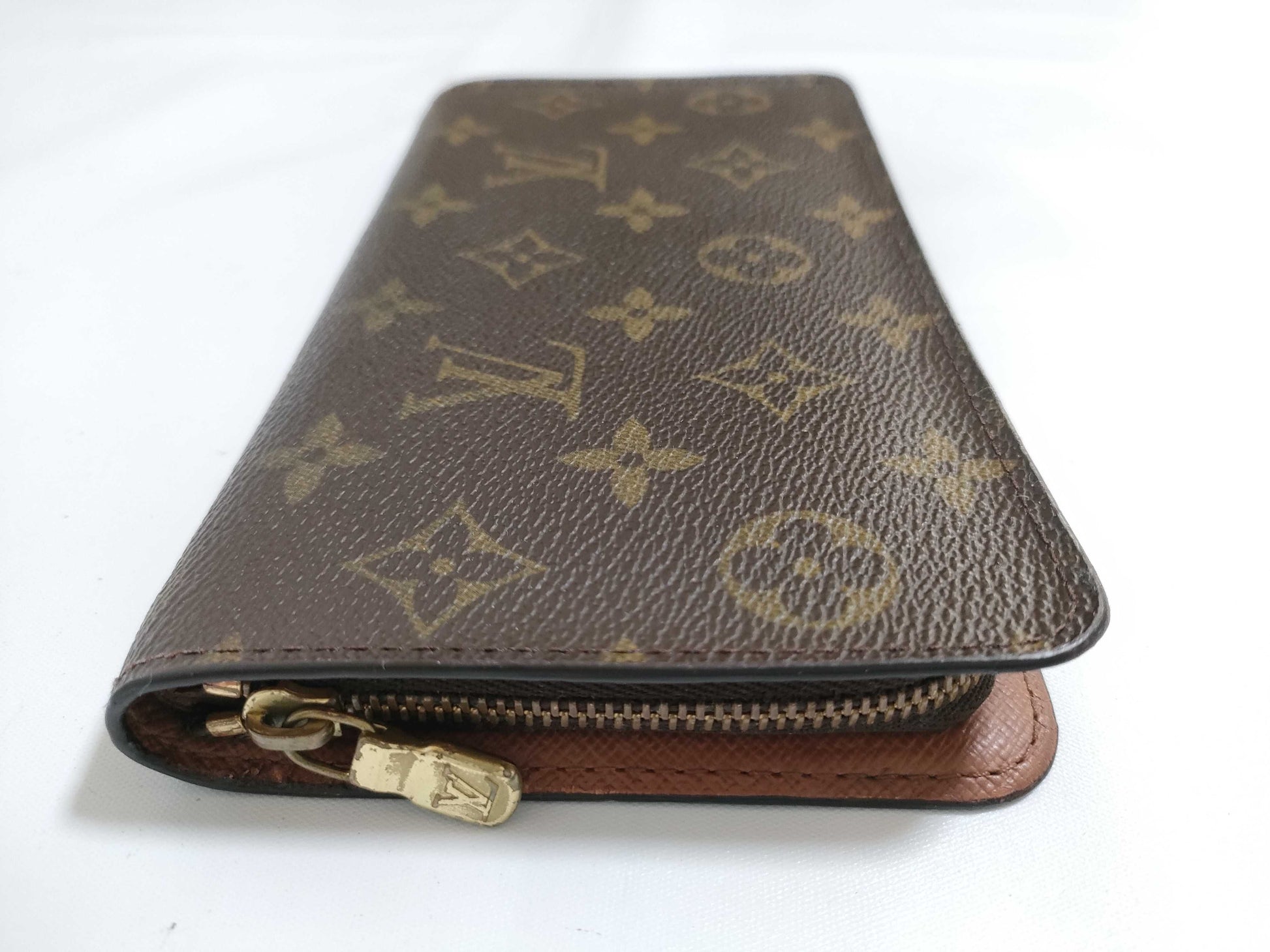 LOUIS VUITTON Monogram LOUIS VUITTON Monogram Porto Mone Zip Wallet