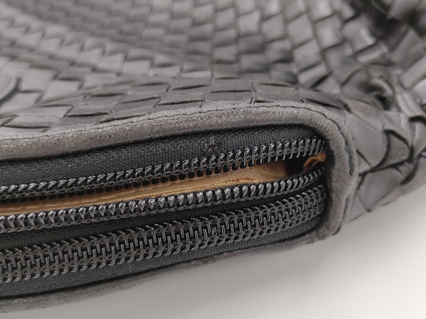 BOTTEGA VENETA Bottega Veneta Handbag Leather Intrecciato Black