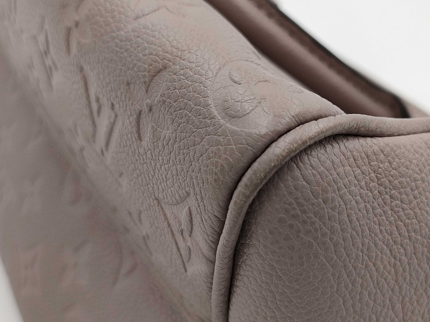 LOUIS VUITTON Speedy Bandouliere 25 Shoulder Bag Monogram Empreinte M44068 Gold Hardware Leather AR2186 Handbag