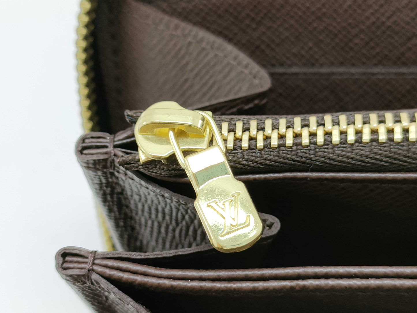 LOUIS VUITTON Damier Zippy Wallet N60015 CA3111 Wallet