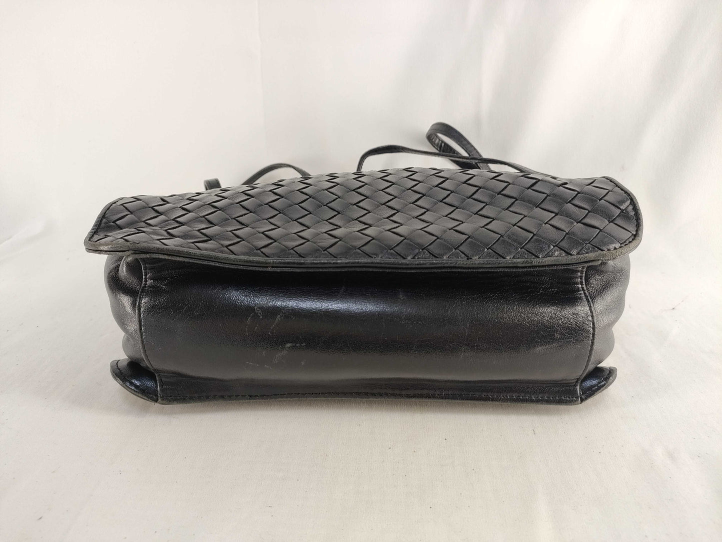 BOTTEGA VENETA Intrecciato Bottega Veneta Shoulder Bag
