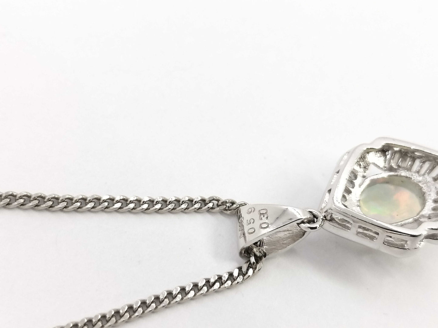 OP 0.59ct D 0.30ct PT900/850 7.5g Necklace