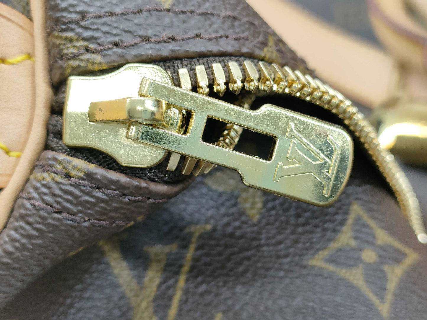 LOUIS VUITTON Monogram Louis Vuitton Keepall 55 M41424 Boston Bag