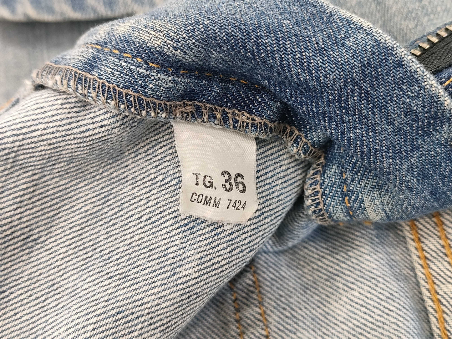 Chloe Chloe Short Denim Skirt Logo Patch Size 36 Skirt