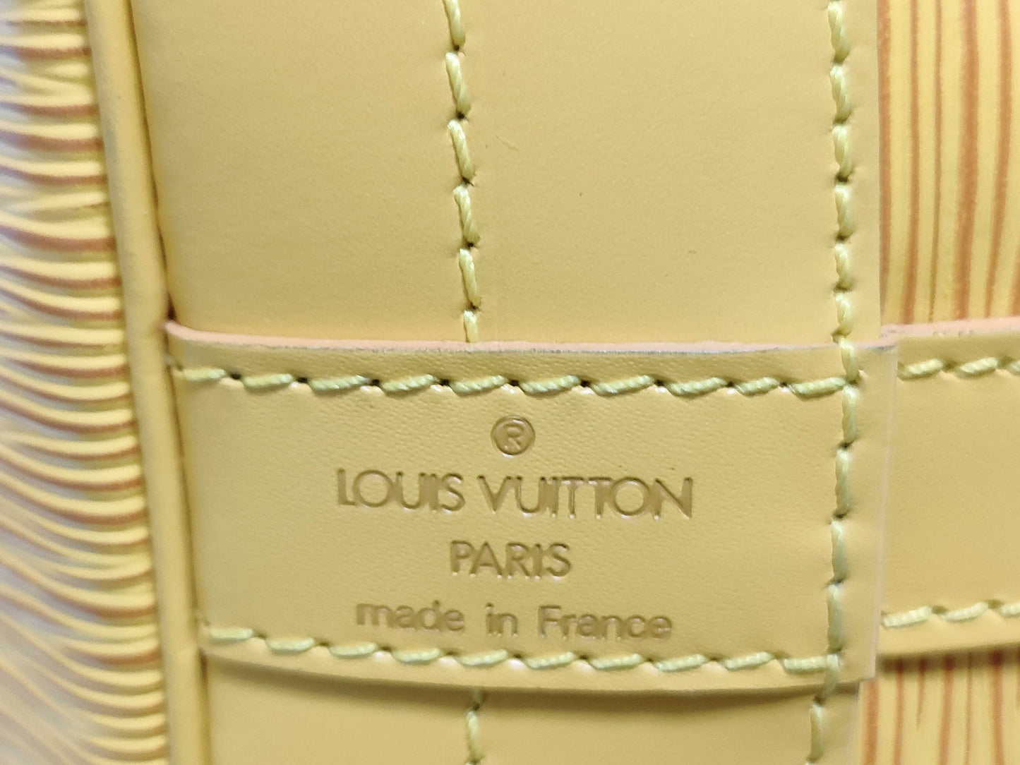 LOUIS VUITTON Epi Noe Shoulder Bag M44009 AR0916