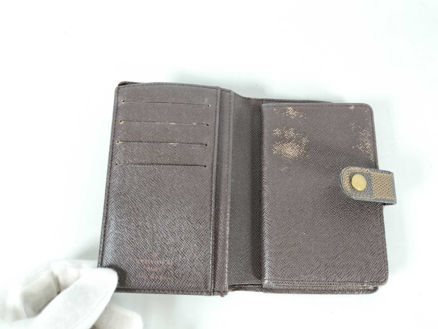 LOUIS VUITTON Damier Wallet