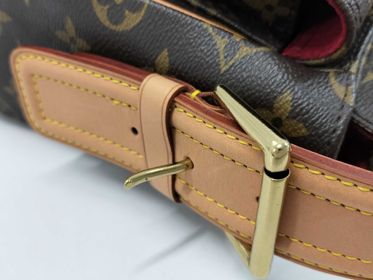 LOUIS VUITTON Viva Cite GM Shoulder Bag