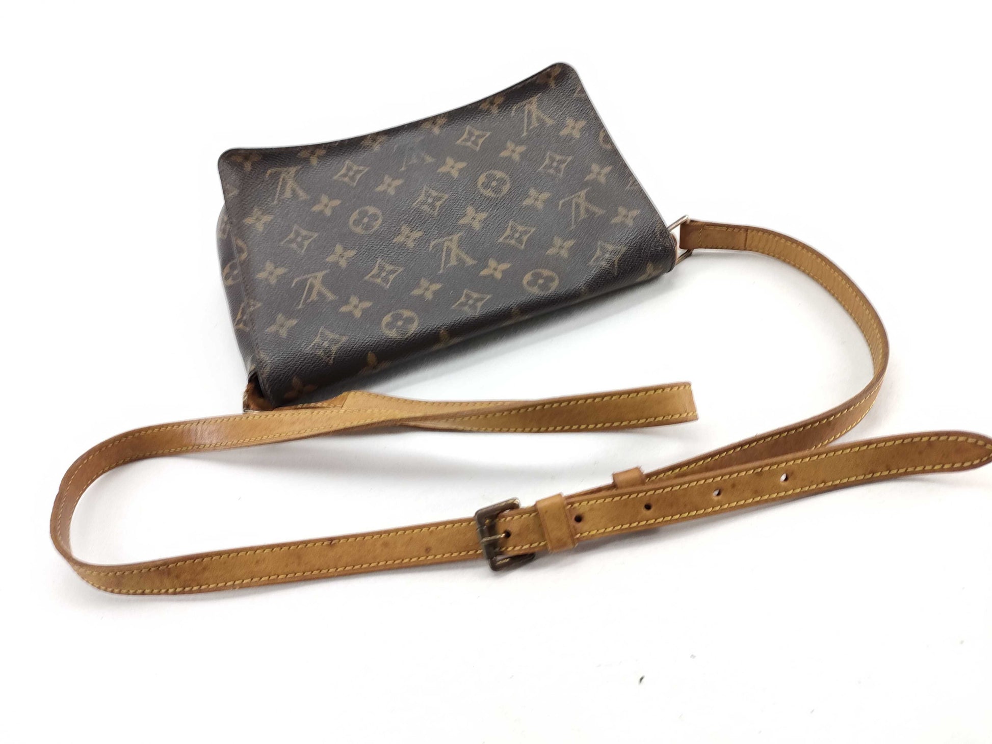 LOUIS VUITTON Louis Vuitton Musette Tango Z5648 Shoulder Bag