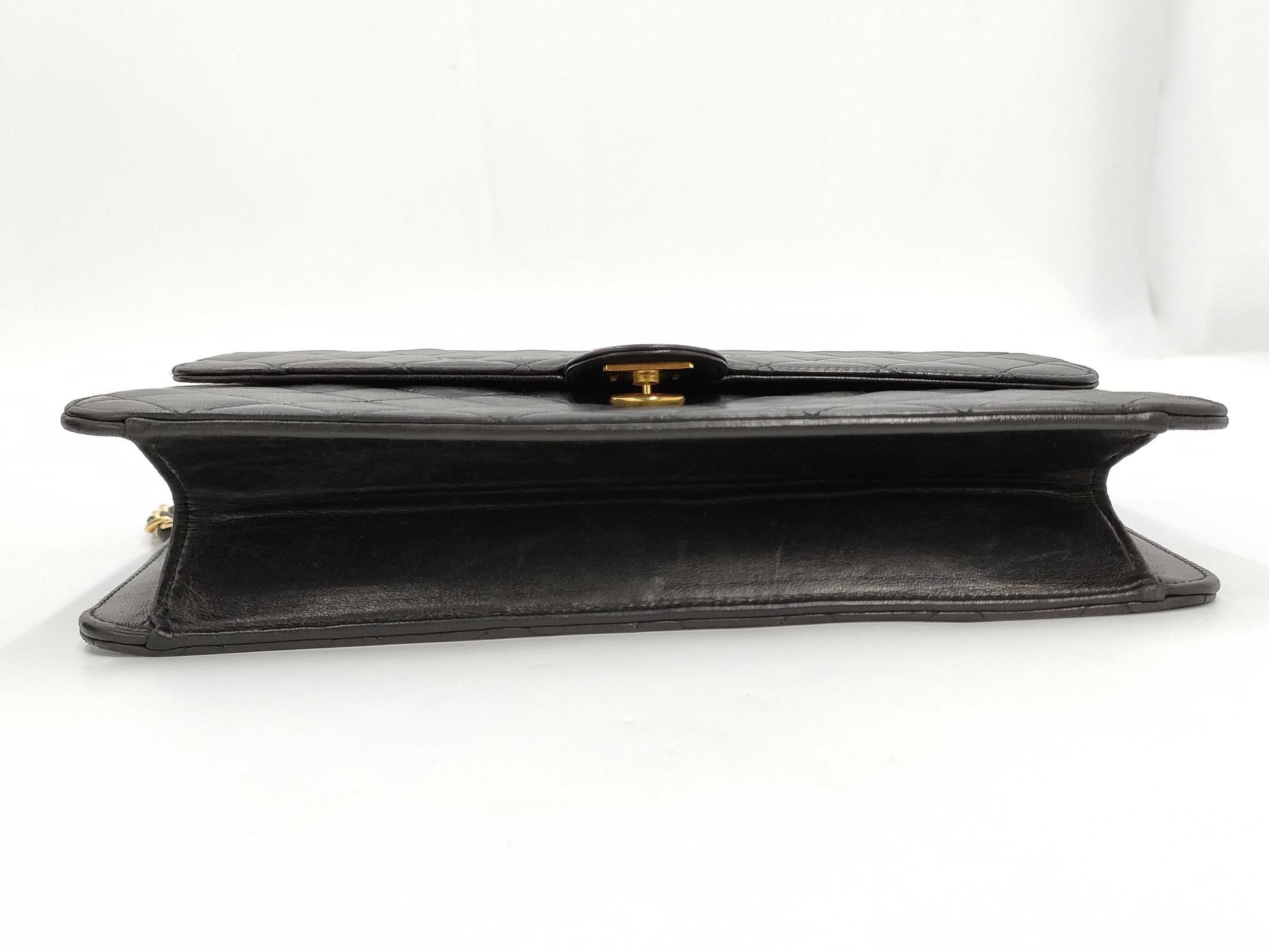 CHANEL Chain Shoulder Bag Matelasse