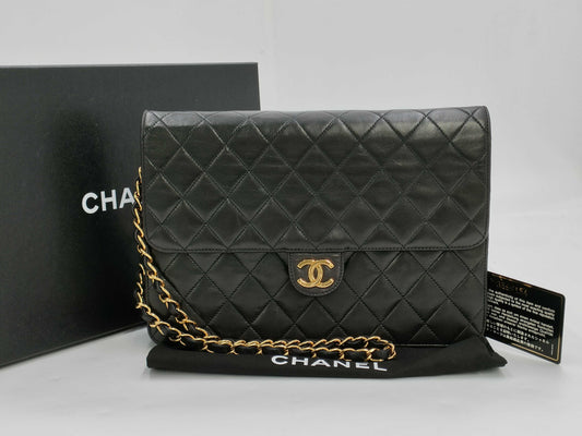 CHANEL Chain Shoulder Bag Matelasse