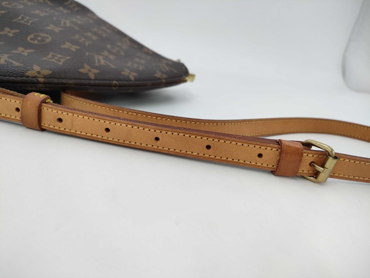 LOUIS VUITTON Louis Vuitton Monogram Drouo Shoulder Bag