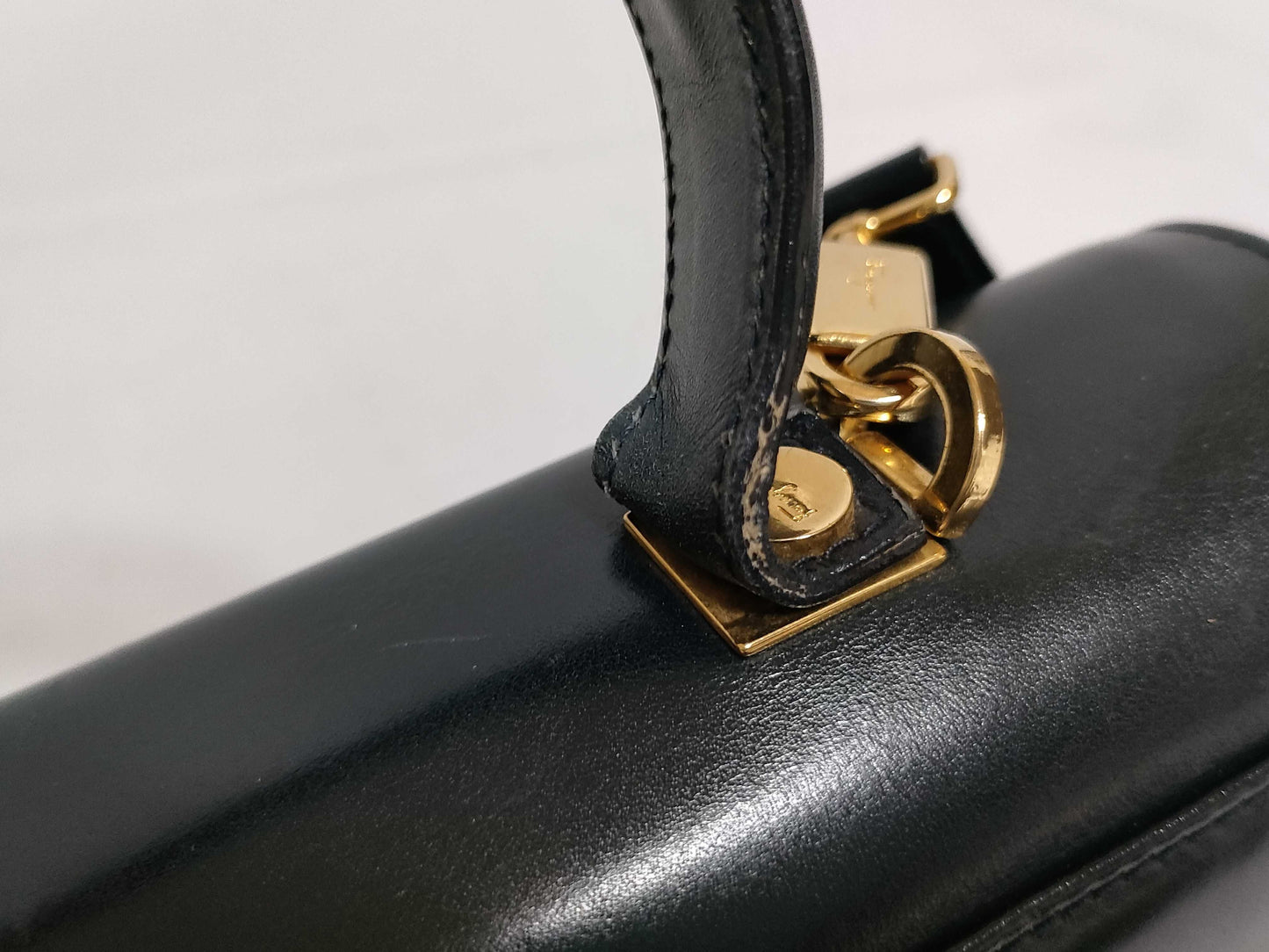 Salvatore Ferragamo 2-way Gancini Shoulder Handbag in Navy Leather