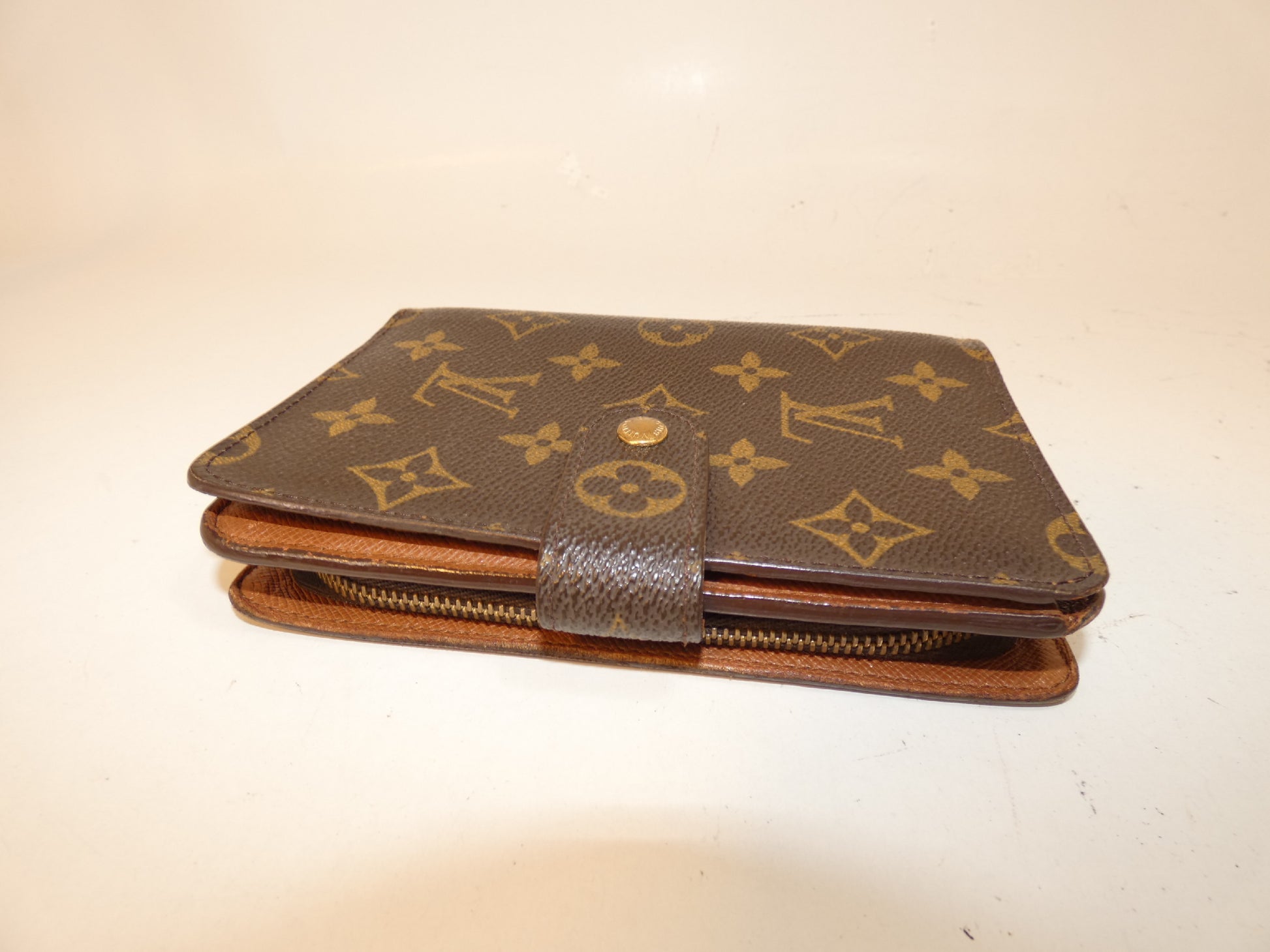 LOUIS VUITTON Papier Monogram Folding Wallet