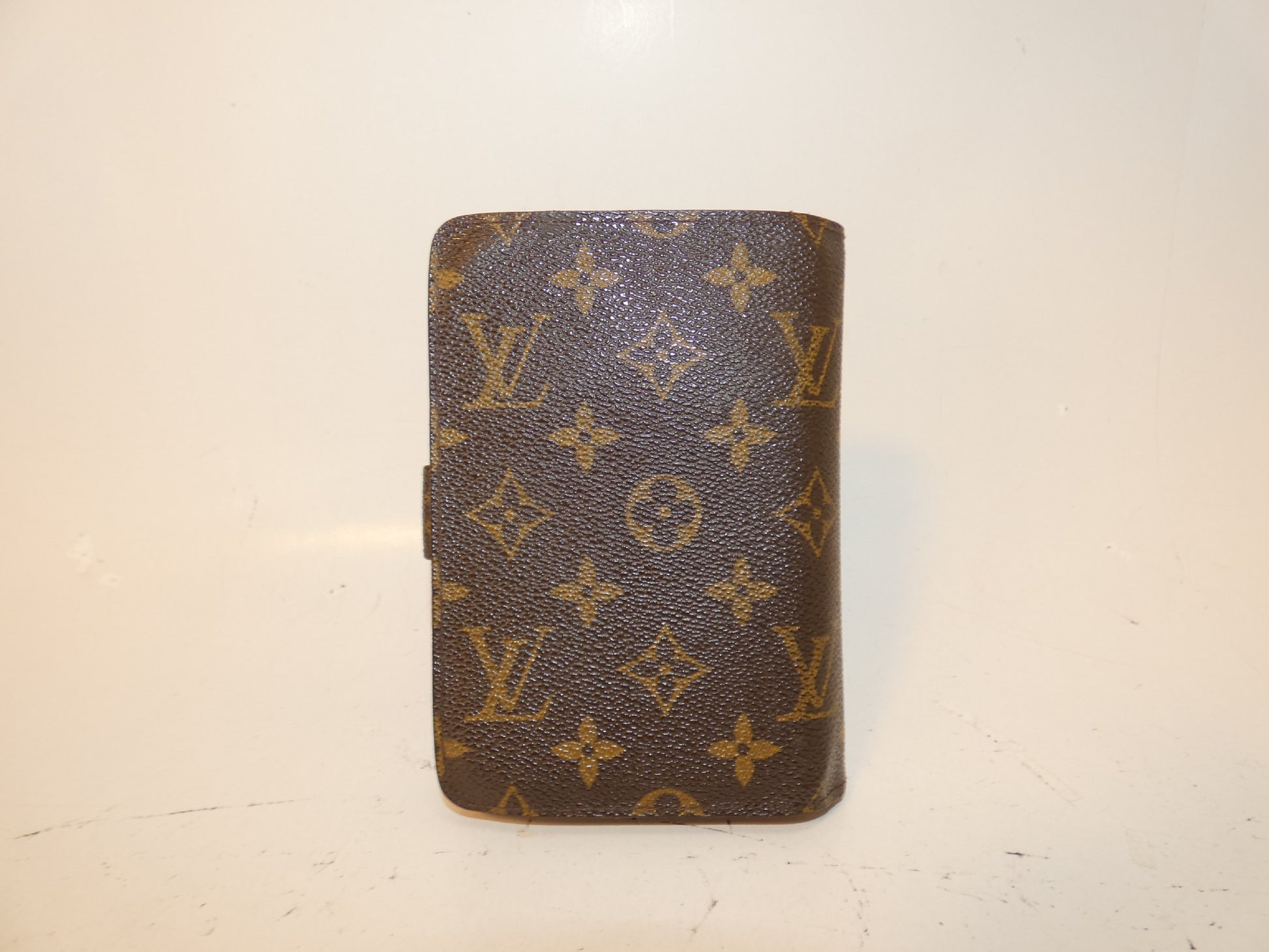 LOUIS VUITTON Papier Monogram Folding Wallet