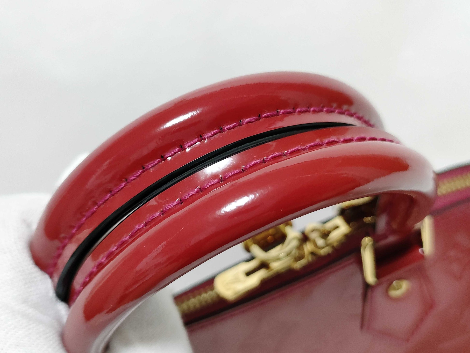 LOUIS VUITTON Vernis Alma PM Rose M91693 Handbag