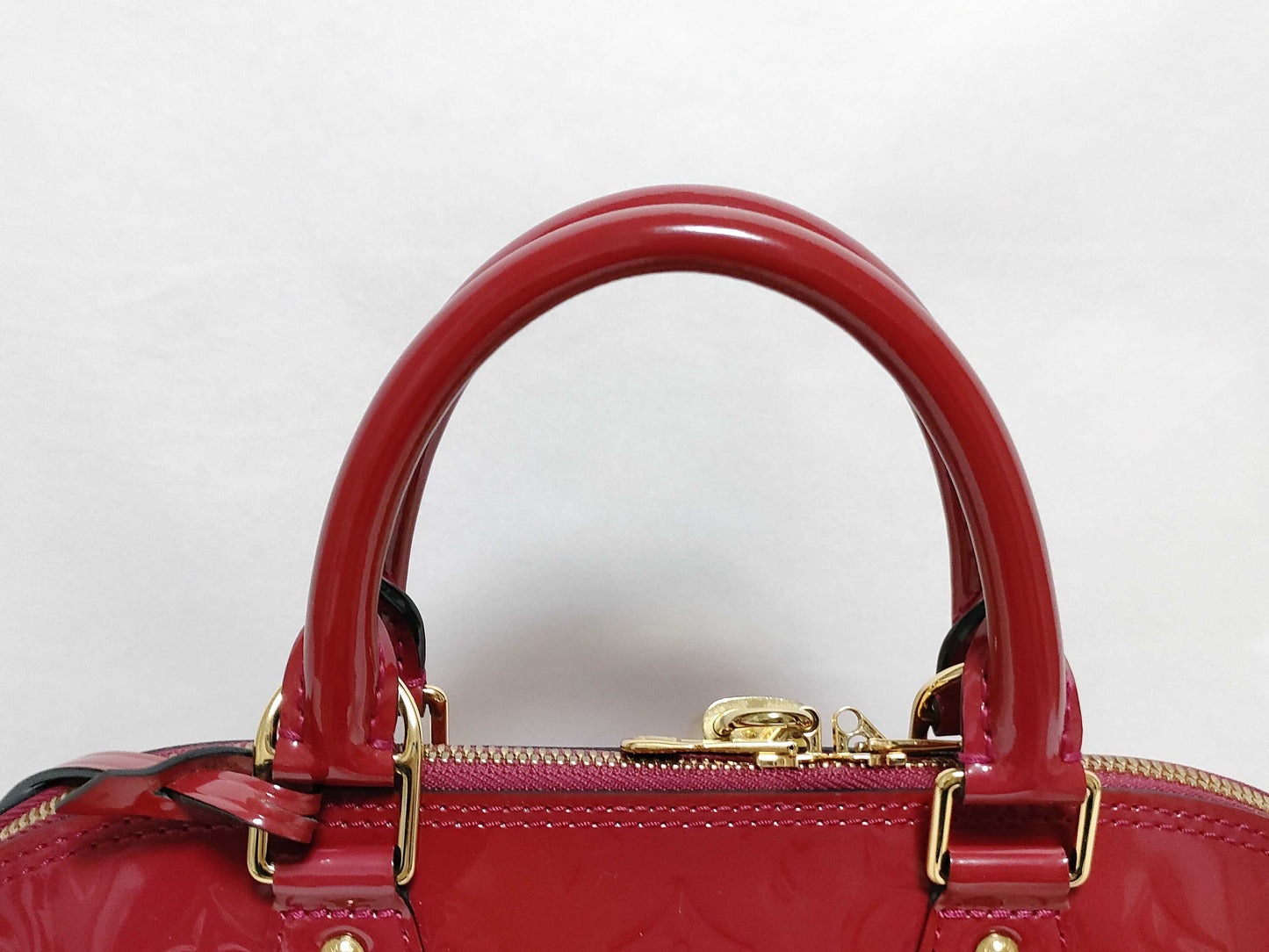 LOUIS VUITTON Vernis Alma PM Rose M91693 Handbag