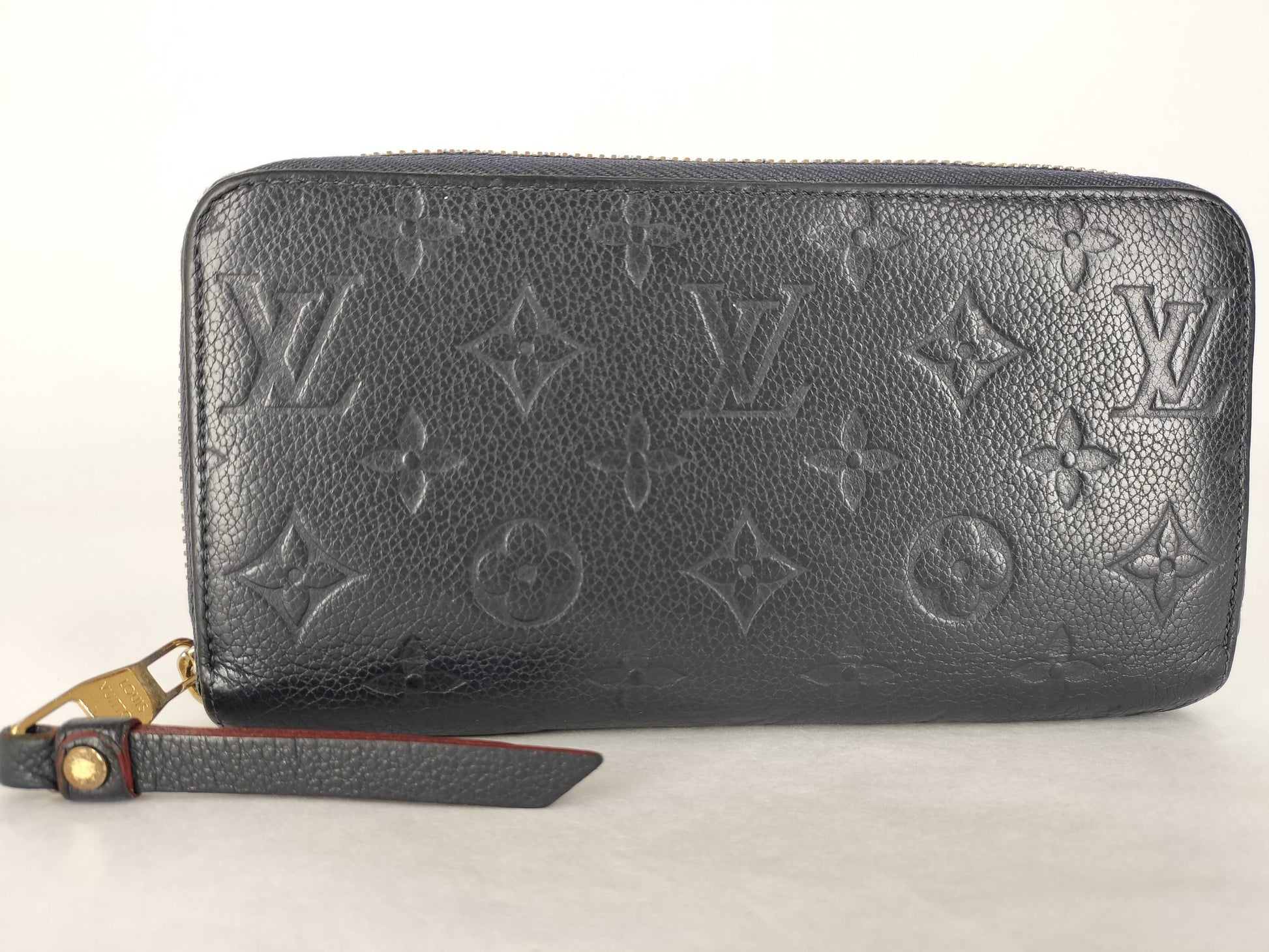 LOUIS VUITTON Unplanted Zippy Wallet Noir M61864 Wallet