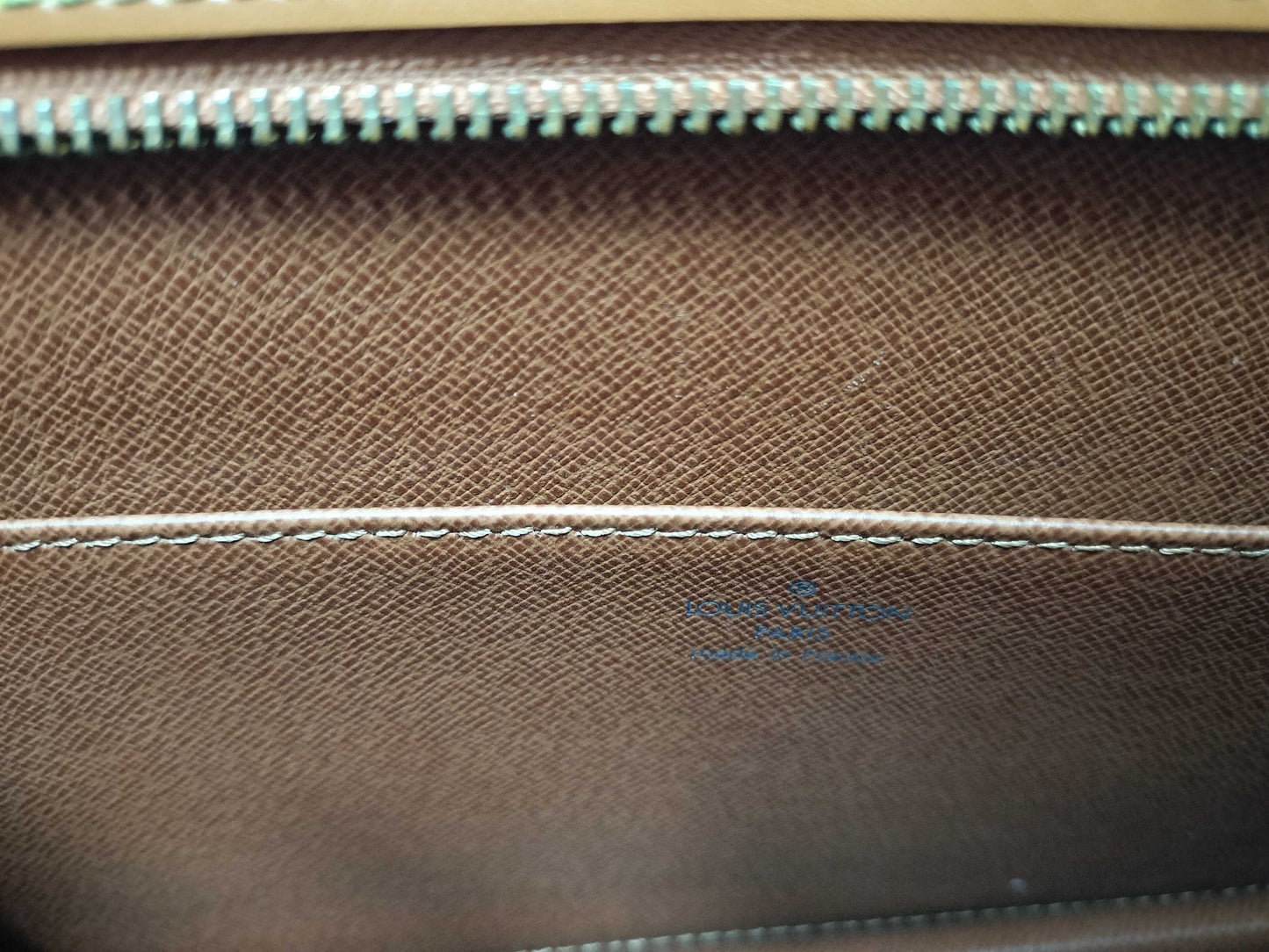 LOUIS VUITTON Epi M52528 SR0010 Pochette Homme Second Bag