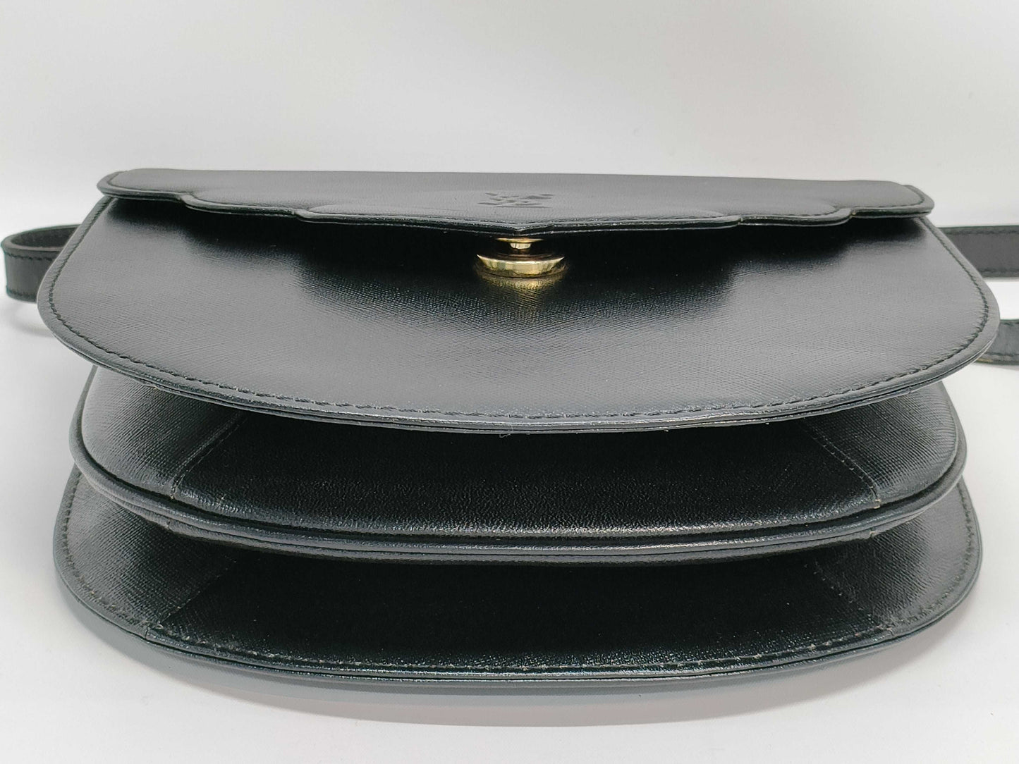 Yves Saint Laurent YSL logo leather shoulder bag