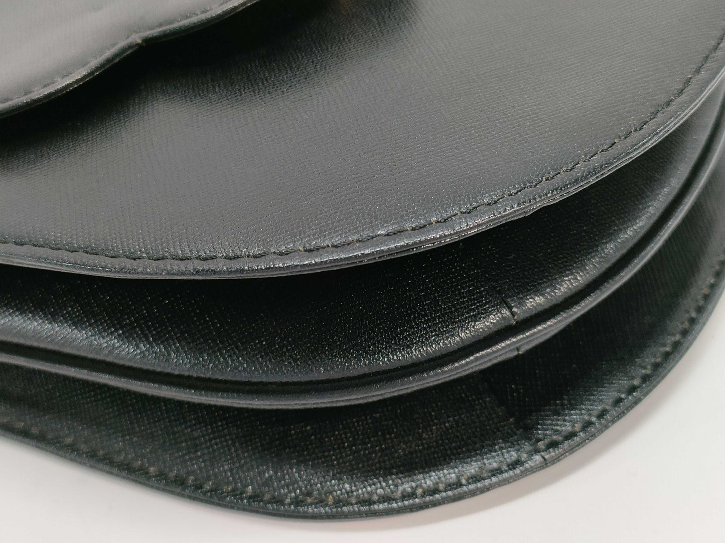 Yves Saint Laurent YSL logo leather shoulder bag