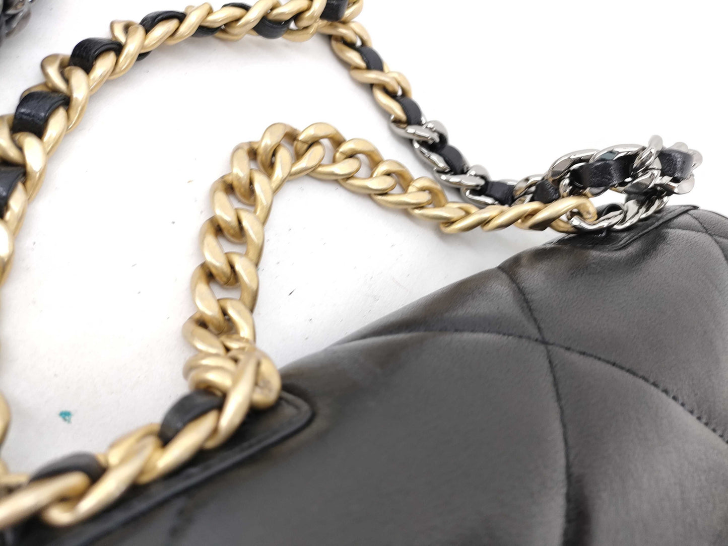 CHANEL CHANEL 19 Chain Wallet 29082946 Dust Bag, Guarantee Shoulder Bag