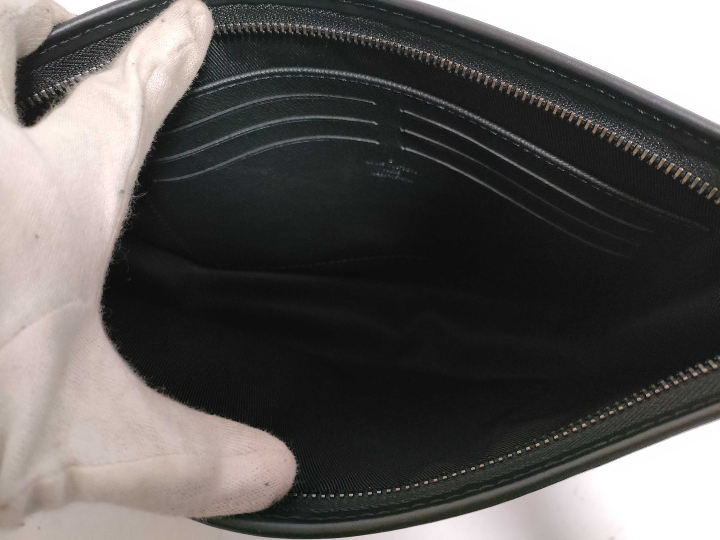 (10307_0235) LOUIS VUITTON LV Monogram Eclipse Pochette Voyage M61692/RFID Second Bag