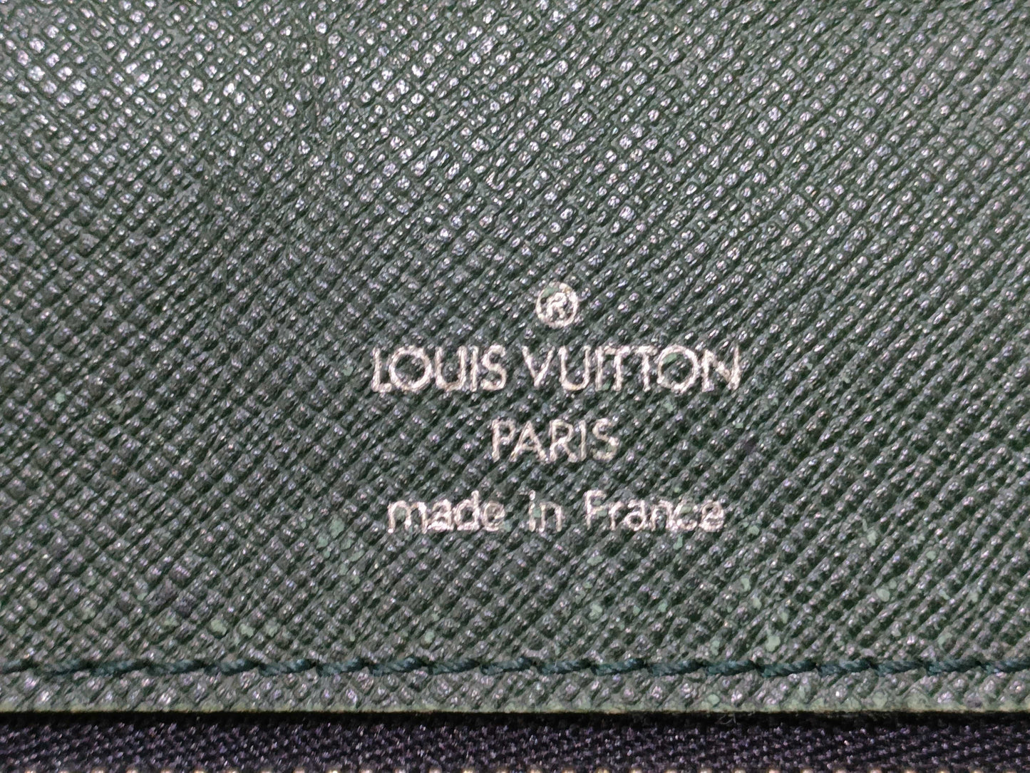 (10320_0212) LOUIS VUITTON Taiga Louis Vuitton Second Bag Taiga Clado M30194 Second Bag